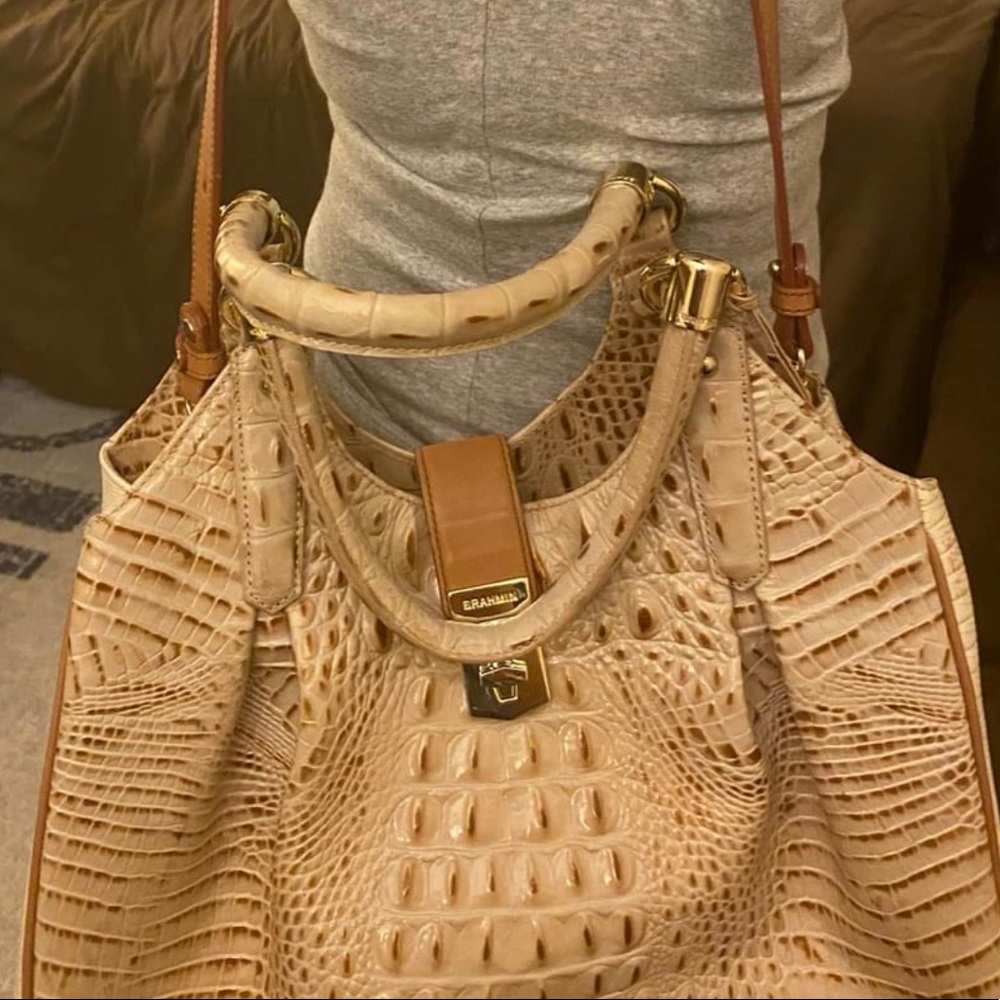 Brahmin Shoulder Bag, excellent used condition.